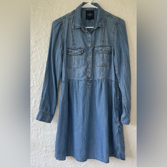 American Eagle Fit Flare Blue Chambray Denim Dress Long Sleeve Button Up Size S - Picture 1 of 10